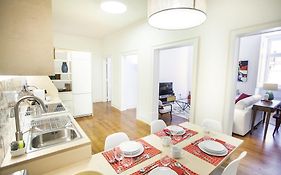 Historical City Center Apartment